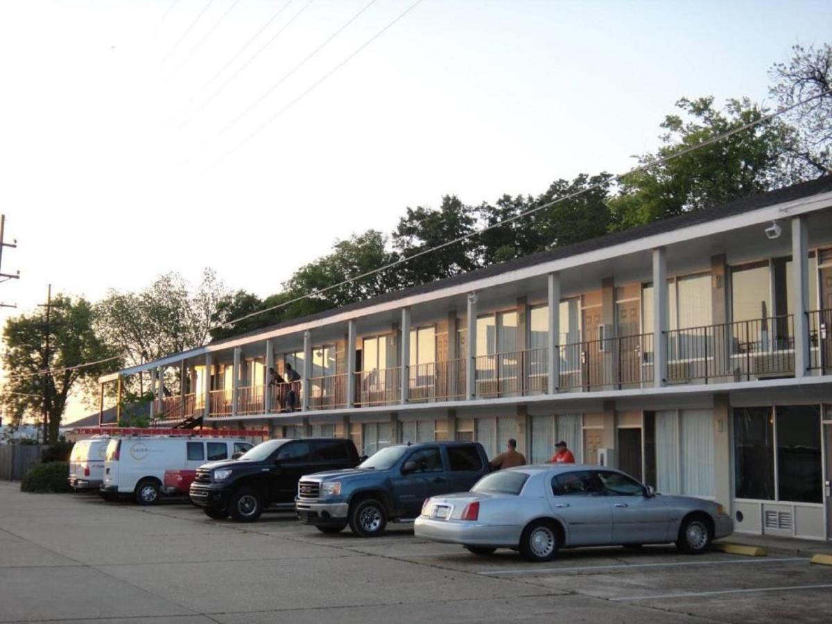 Red River Inn Alexandría Exterior foto